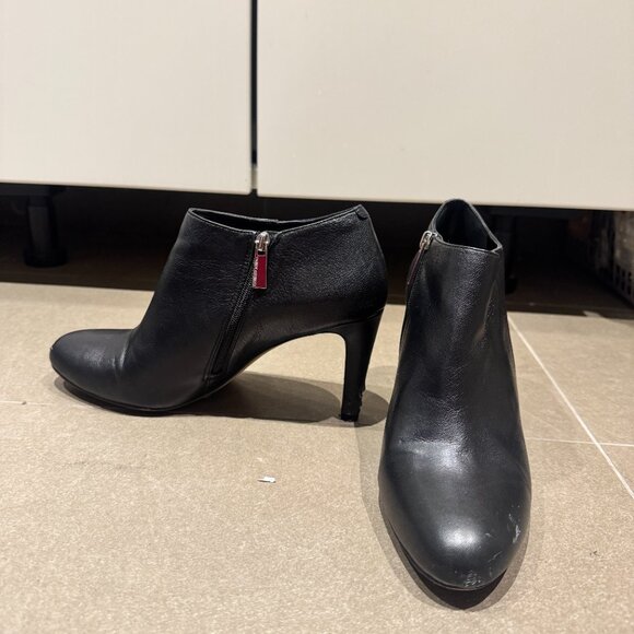 Vince Camuto Low Cut Booties - Picture 2 of 5